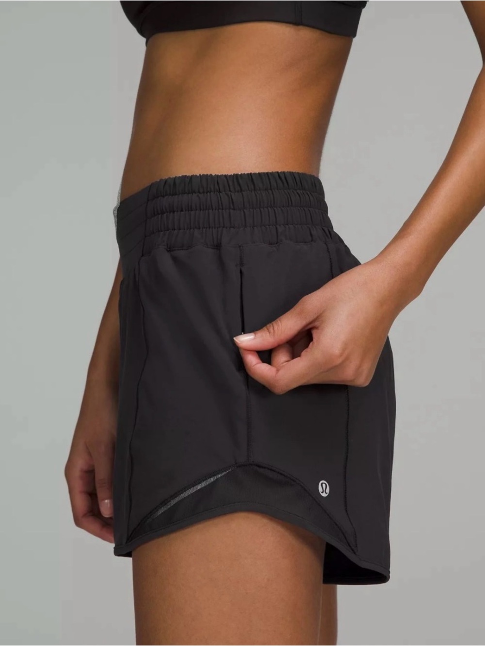 Lululemon Hotty Hot Black Women's Athletic Shorts EXCELLENT CONDITION